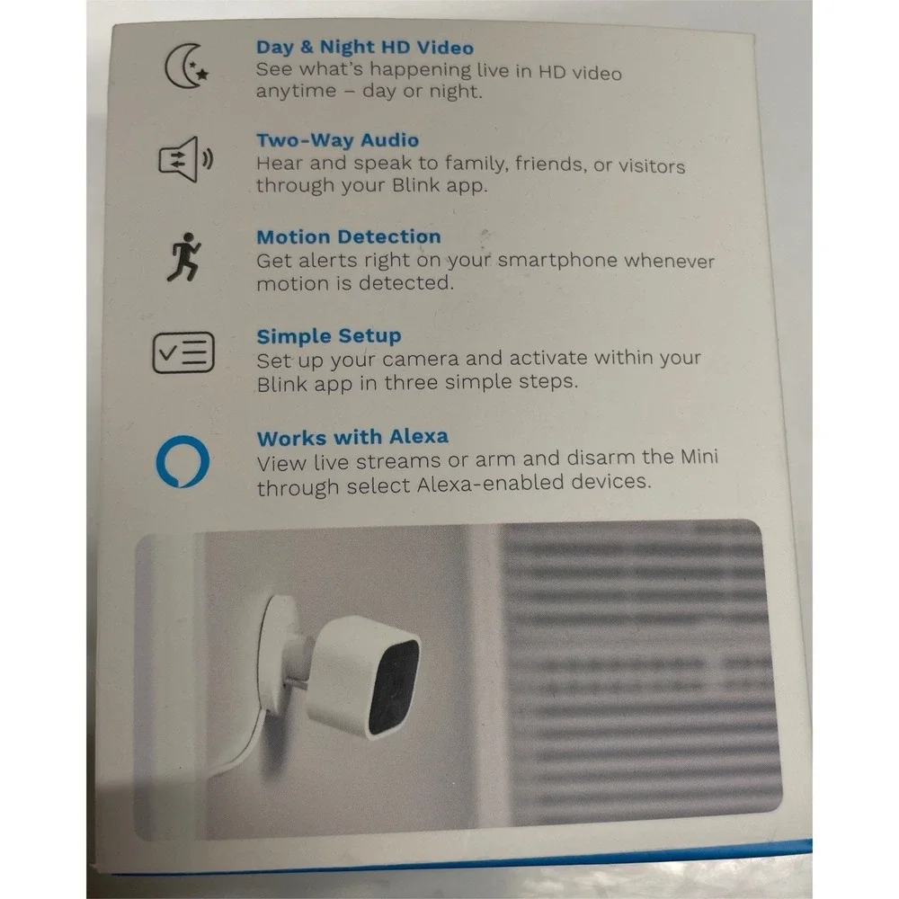 Blink Mini Indoor Plug-In HD‎ Smart Security Camera